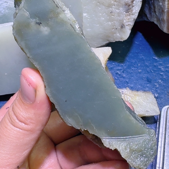 和田玉未镶嵌珠宝半成品