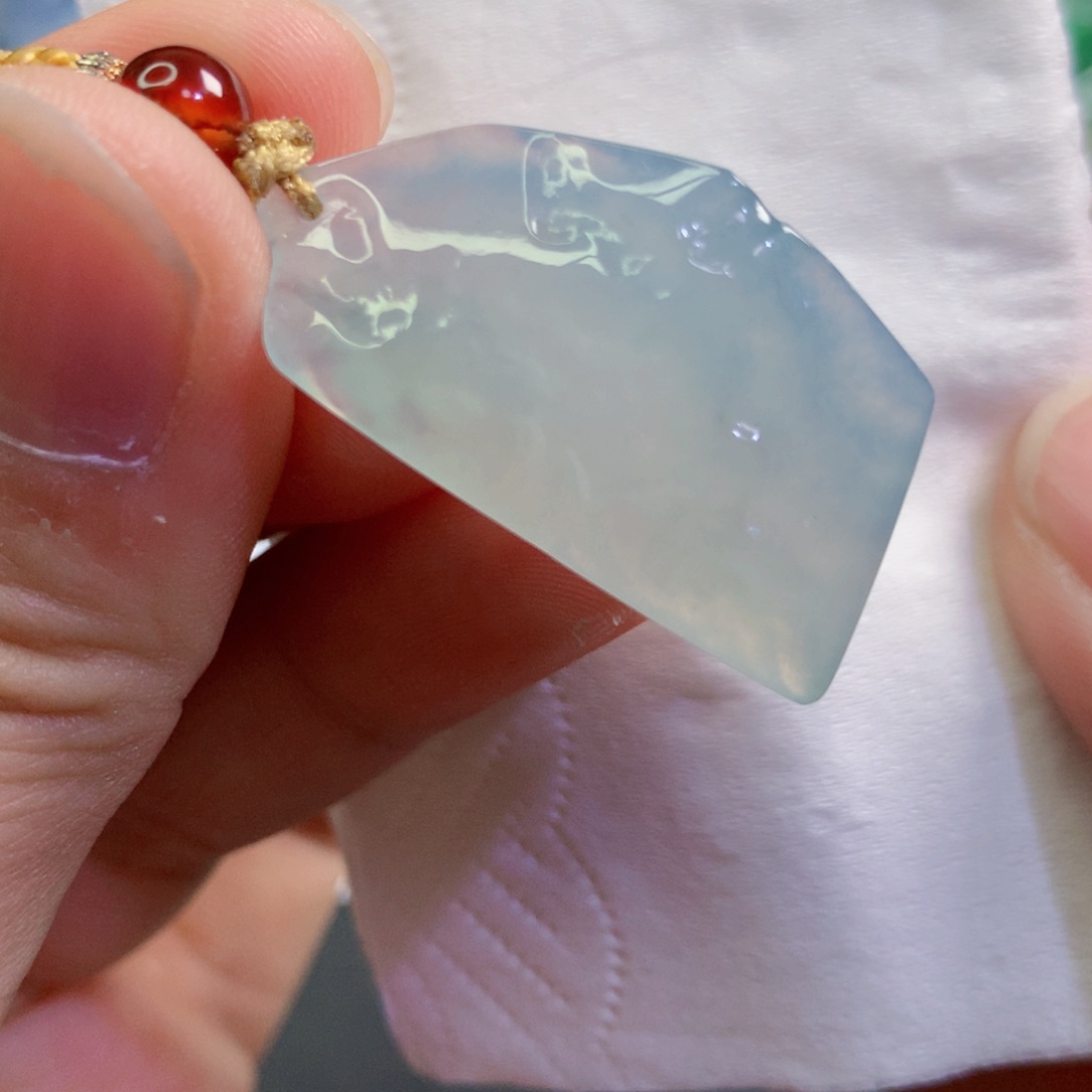 【闪购商品】翡翠吊坠(不含链)未镶嵌