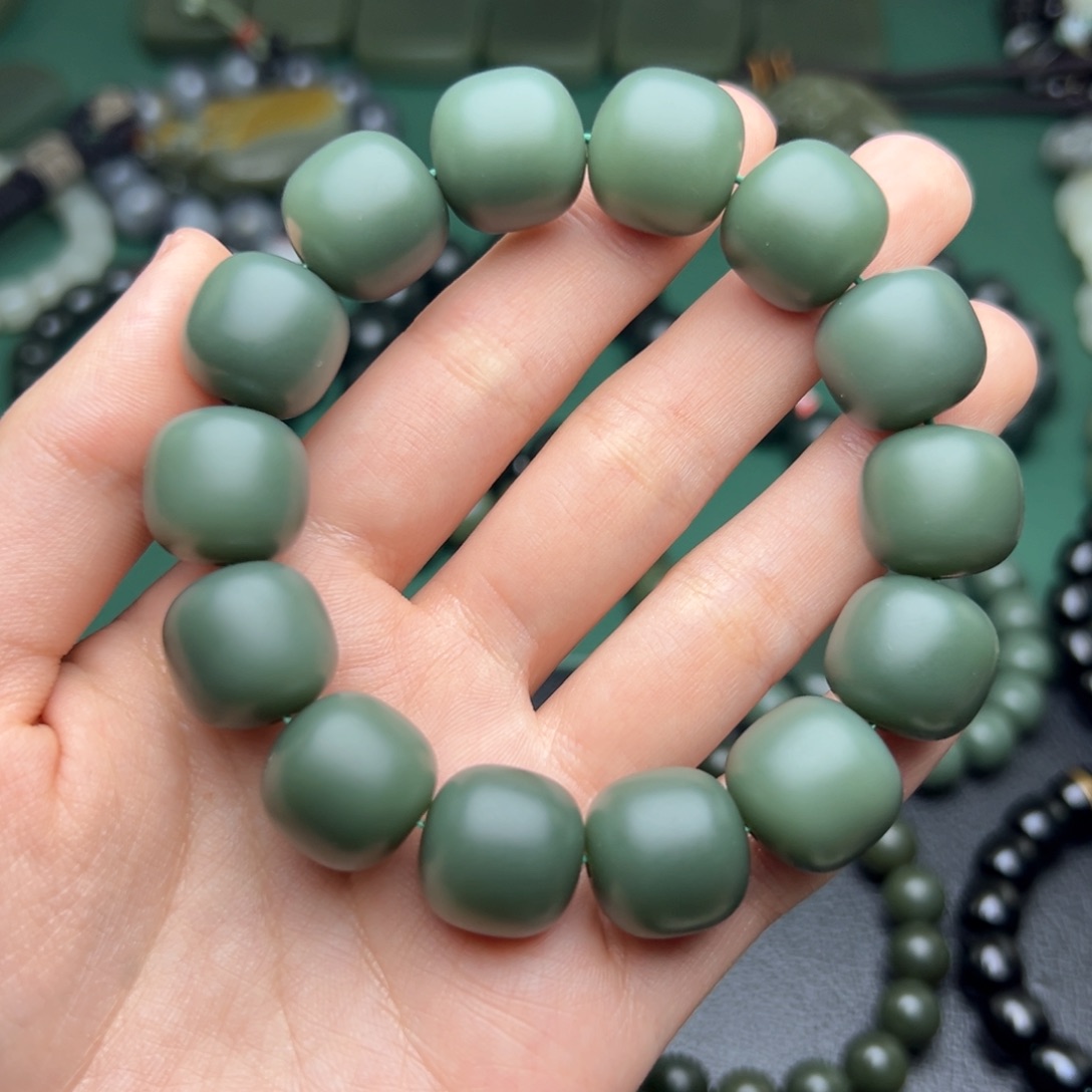 和田玉手链未镶嵌逍*子