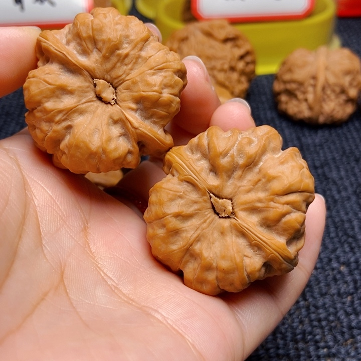 文玩核桃吊坠小*蛤蟆头小