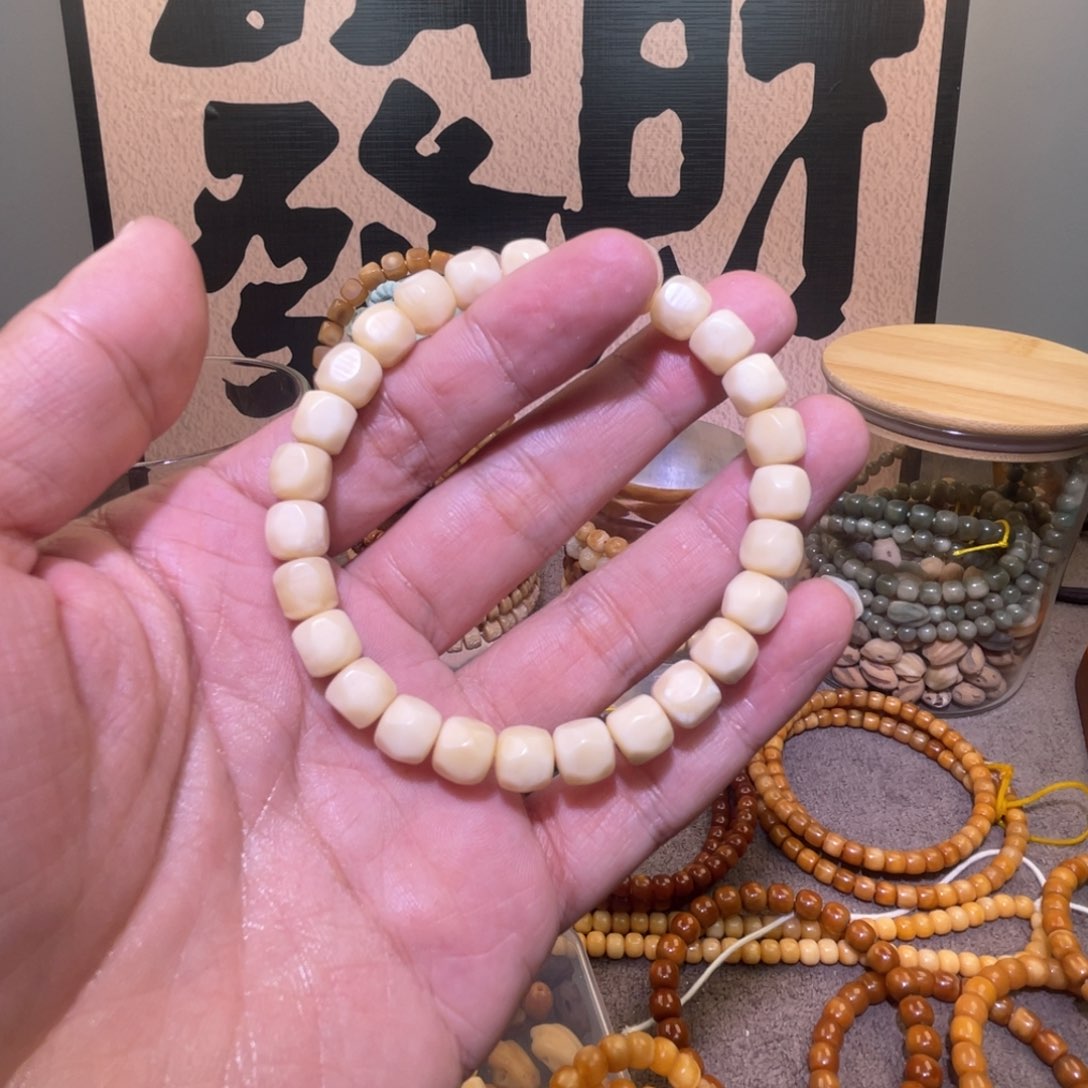 星月菩提吊坠璟*9×8唐八棱单圈