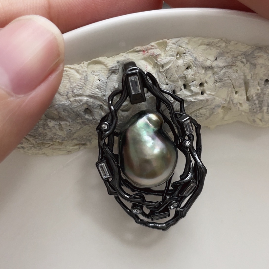 颈饰银S925镶嵌海水珍珠