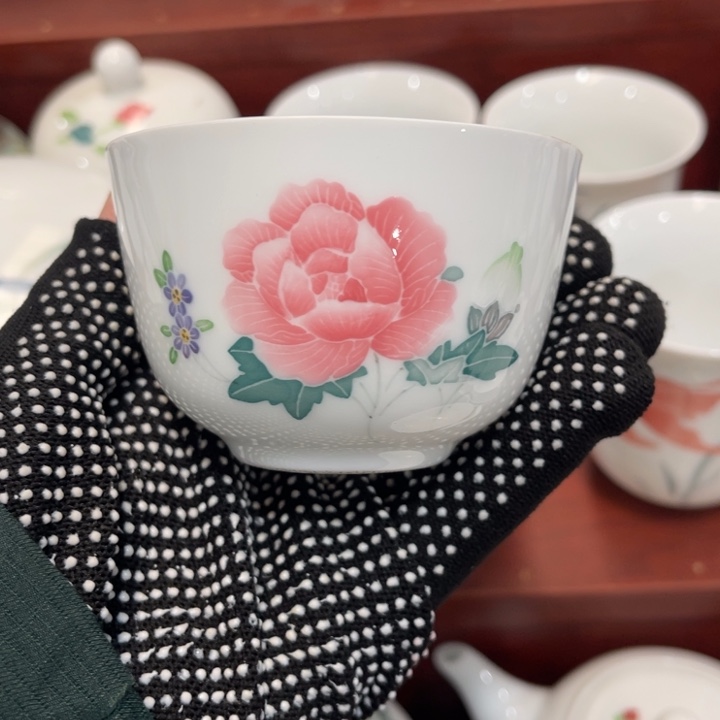 醴陵釉下高温瓷器带小像