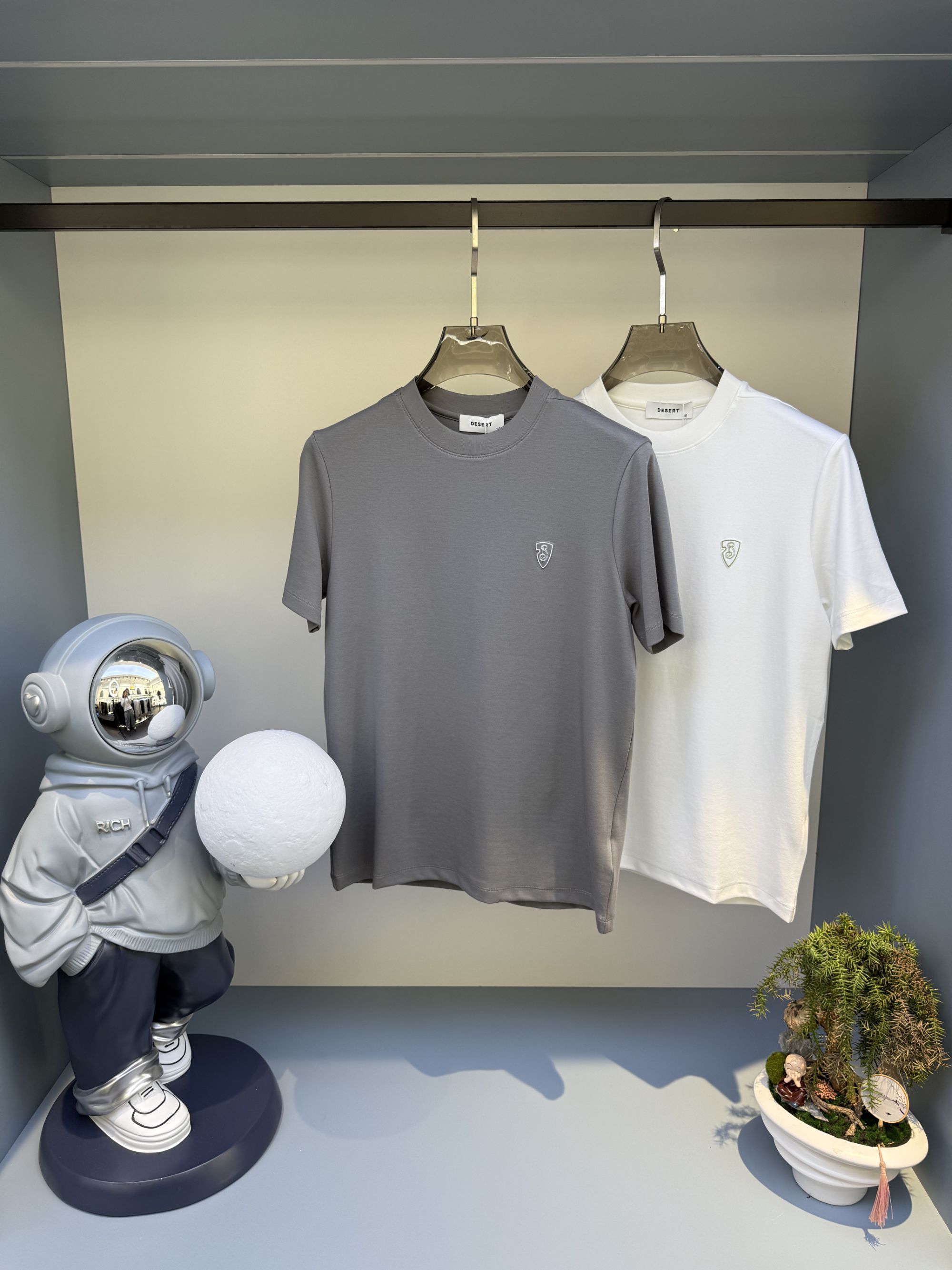 【名品汇】秋季圆领高品质简约风纯色短袖男士经典百搭