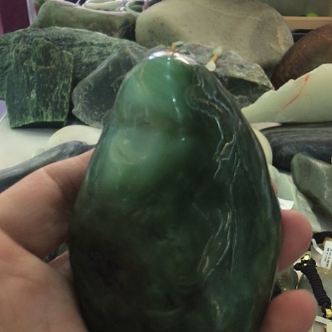 K***者和田玉未镶嵌把件