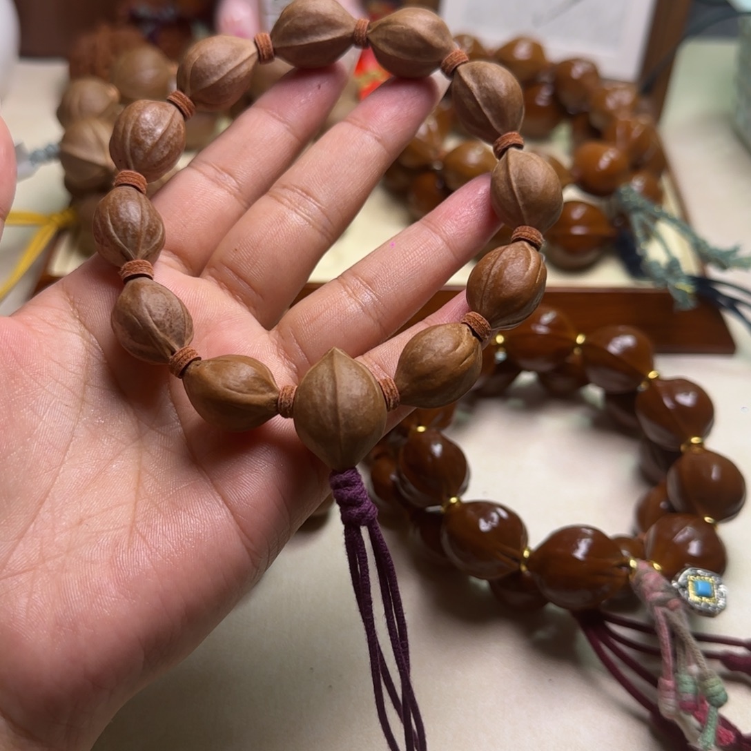 阿***蝶手串/手链橄榄核梅林铁核1521