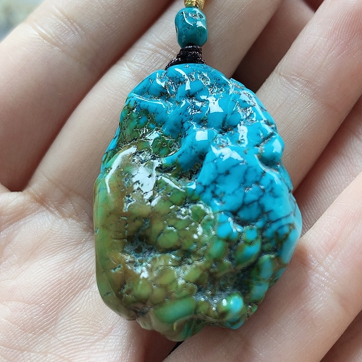 未镶嵌绿松石珠宝奇石