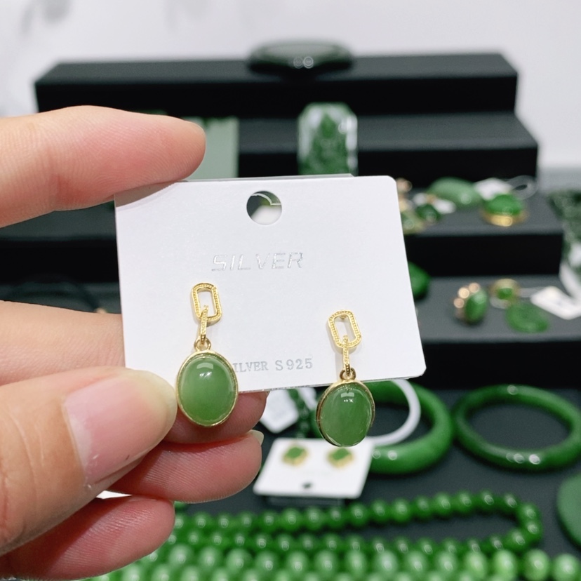 【闪购商品】和田玉（碧玉）耳饰银S925镶嵌