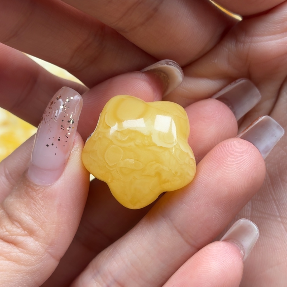琥珀未镶嵌裸石蜜蜡