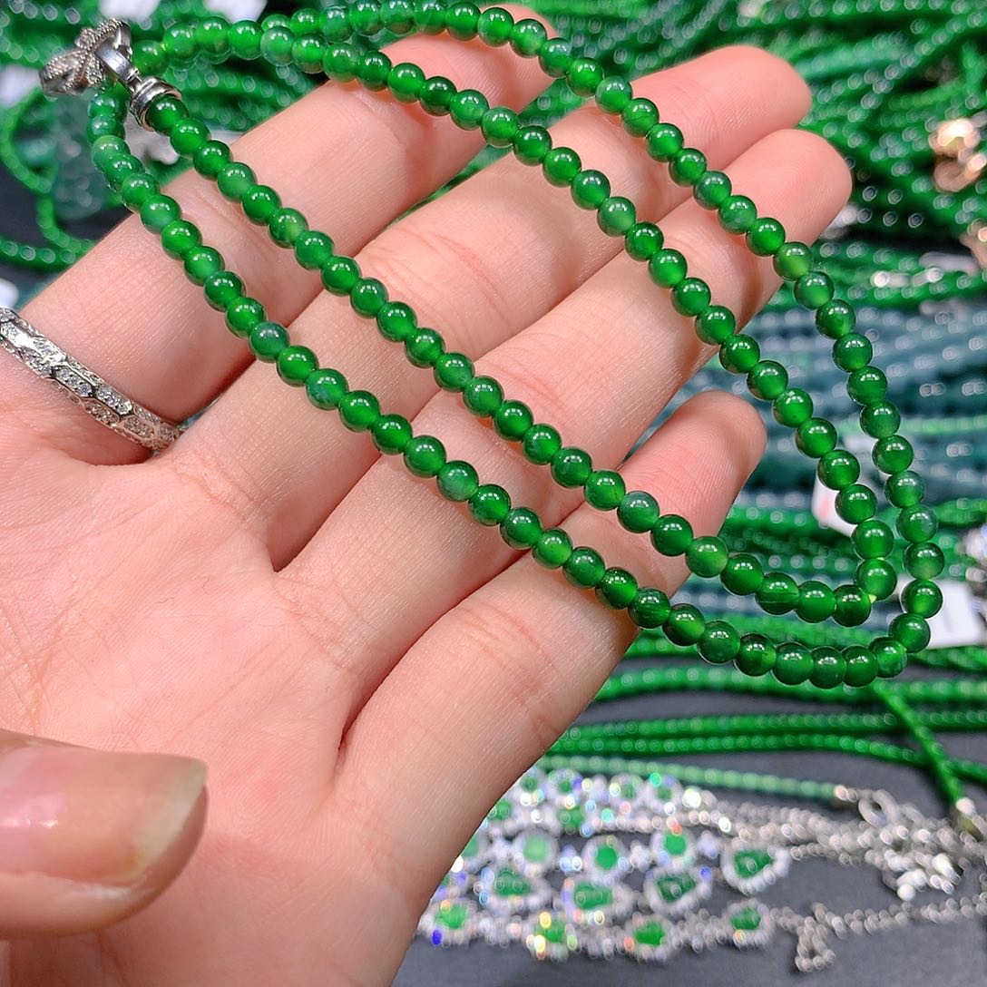 翡翠戒指未镶嵌天然翡翠