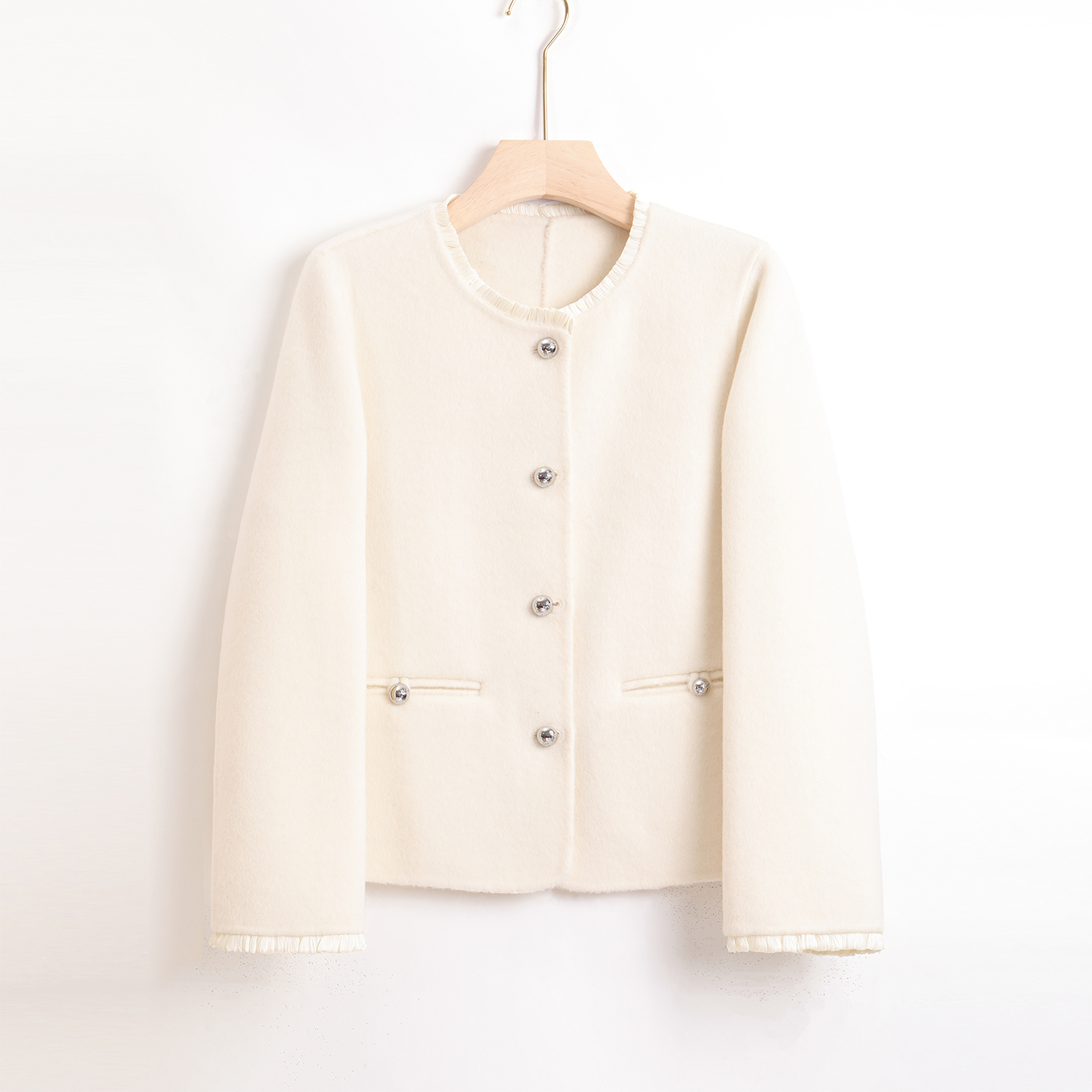 100%绵羊毛 2025秋冬新款女款圆领小香风外套