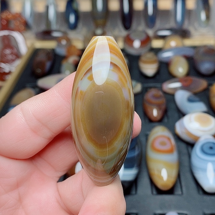 玛瑙/玉髓颈饰合金