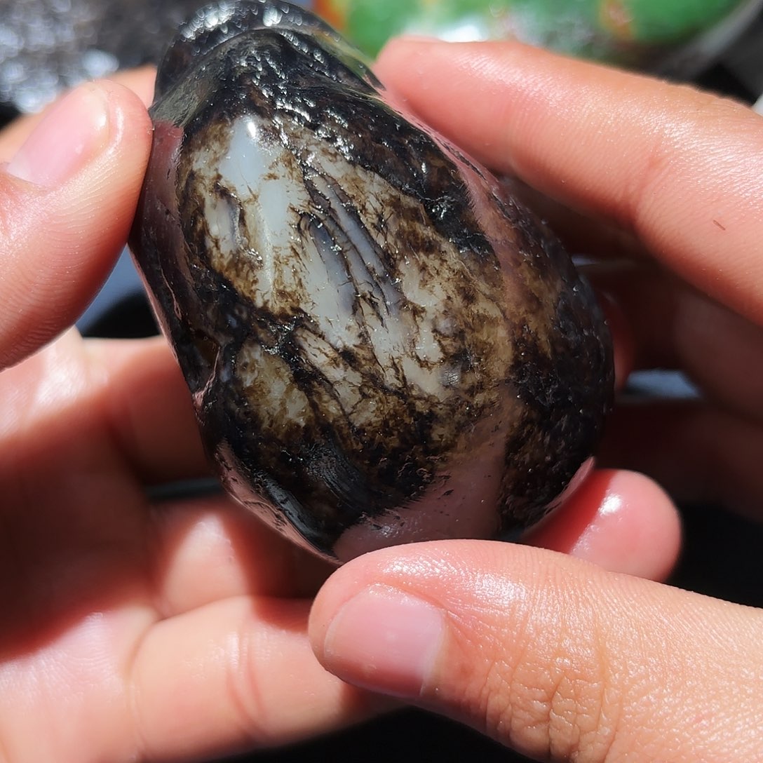 和田玉未镶嵌珠宝奇石