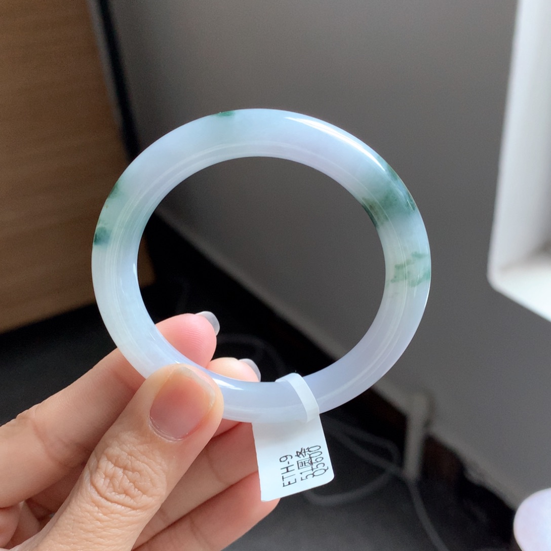 翡翠手镯（圆镯）未镶嵌空谷幽兰8号