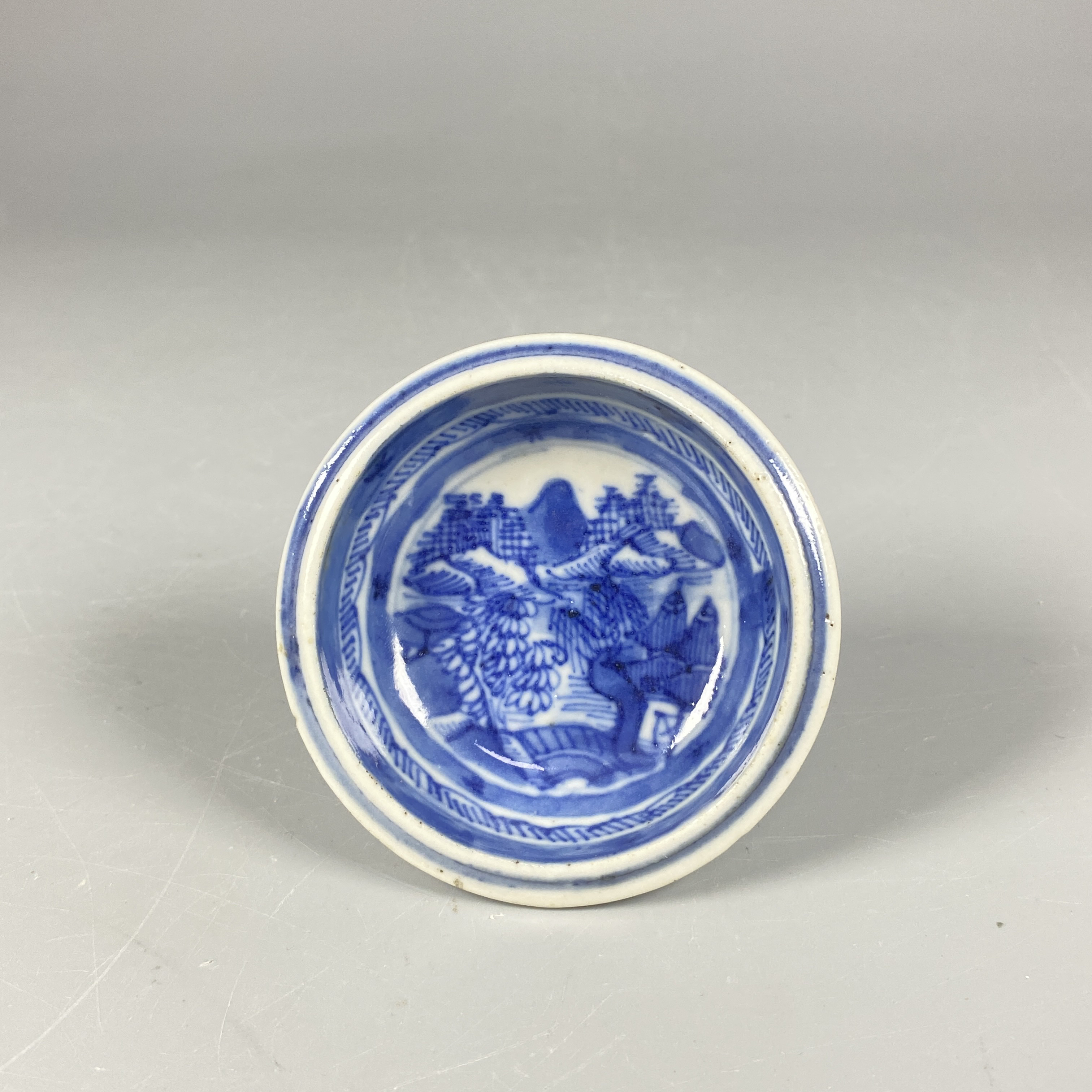 022031676 清中期 青花山水纹笔舔/YG/云南省文物总店