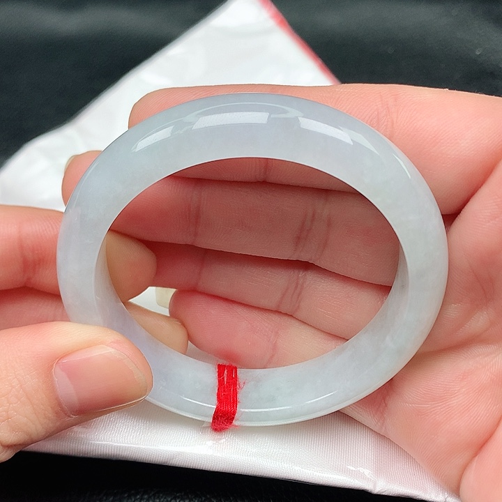 未镶嵌手镯翡翠天然