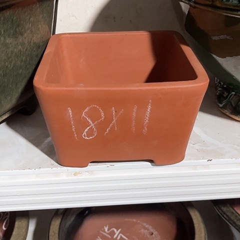 紫砂花盆四方一个