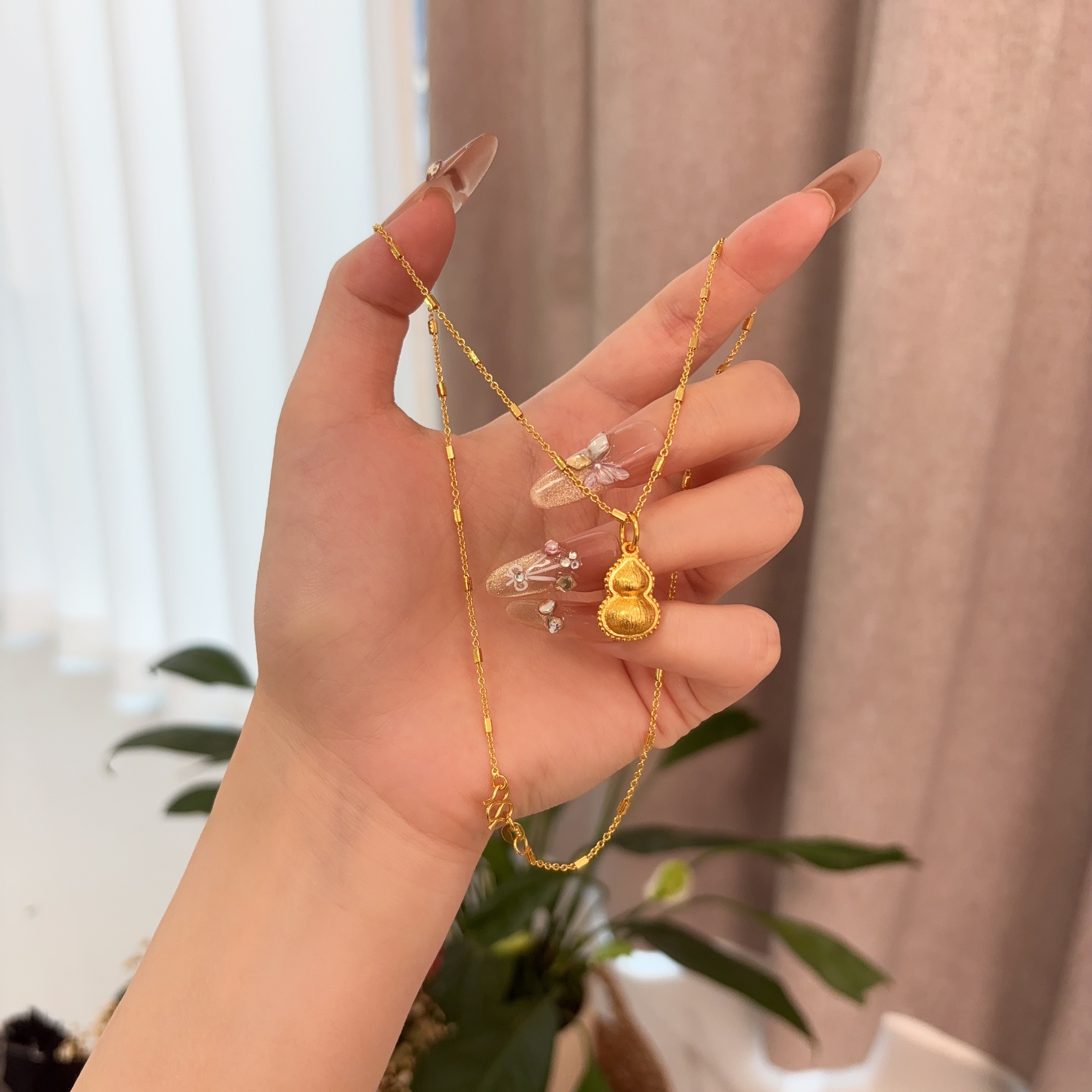 铜合金项链 《韵系列》丝绒葫芦齿金色项链气质