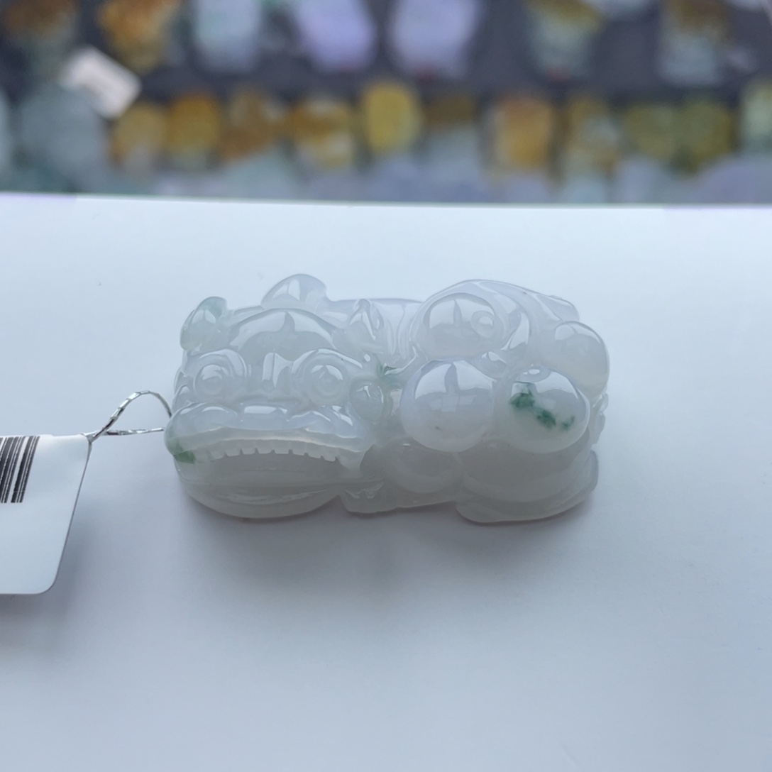 翡翠颈饰未镶嵌貔貅