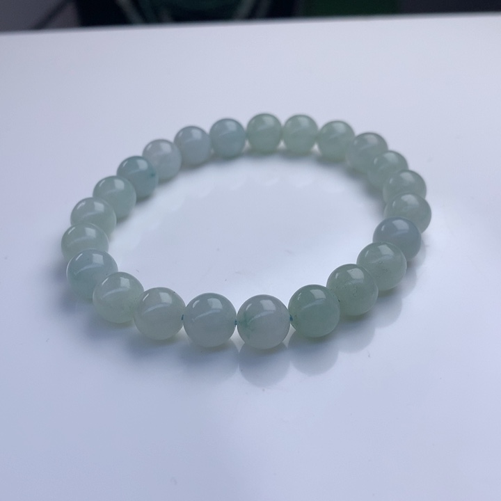 翡翠手串未镶嵌8.3mm！