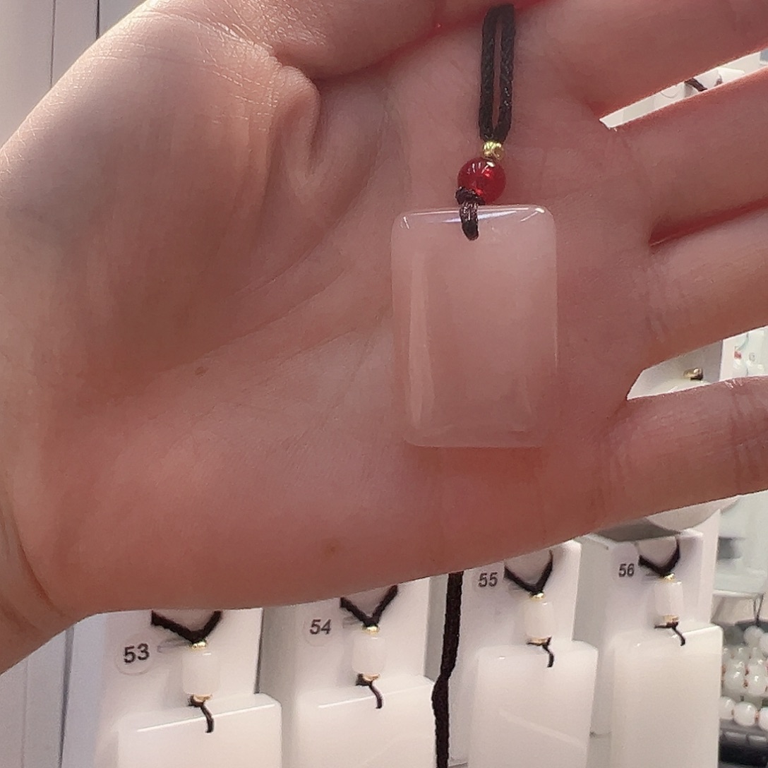 石英质玉（金丝玉）合金颈饰