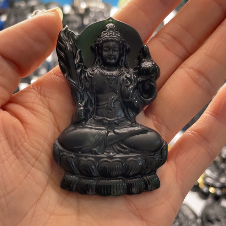 蛇纹石玉吊坠未镶嵌王*磊