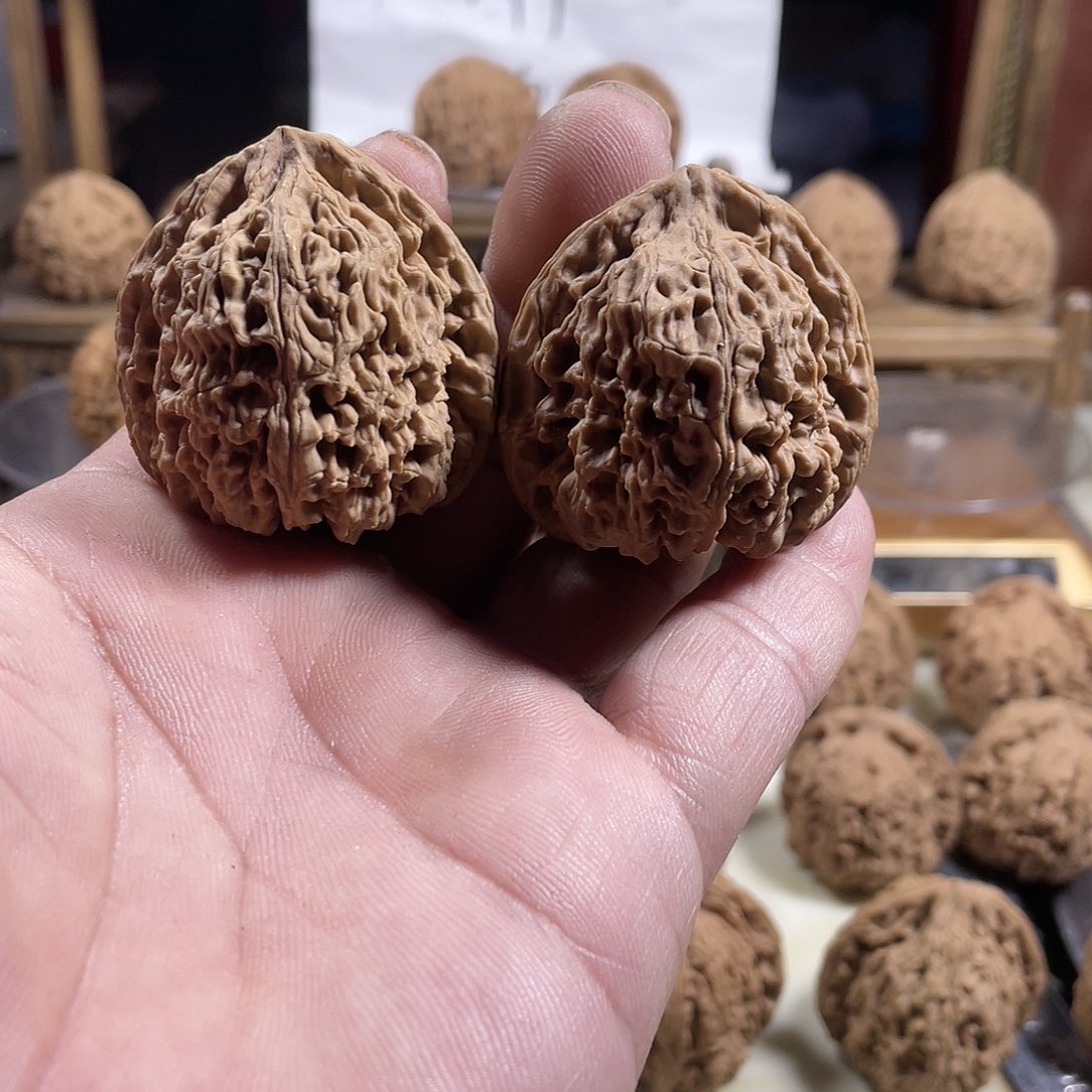 桃核吊坠?***?文玩核桃南将石