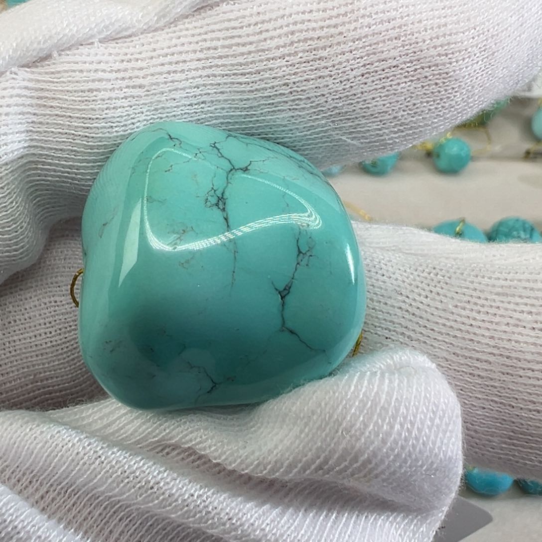 绿松石配饰未镶嵌