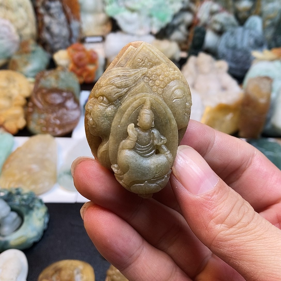 定制翡翠未镶嵌翡翠1