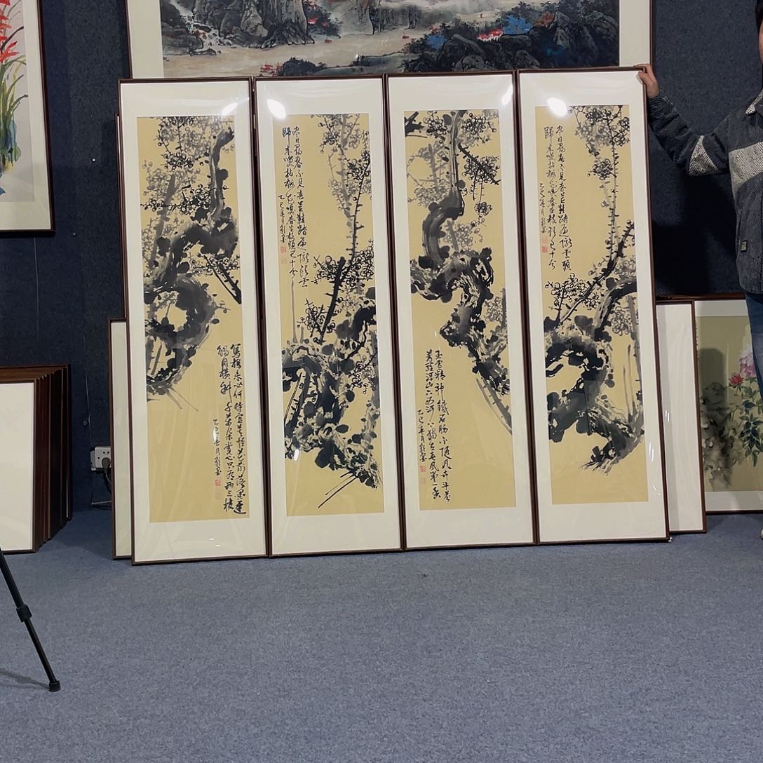 国画手绘作品带框