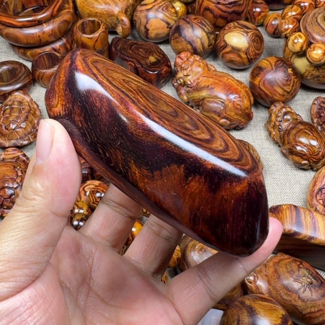 黄花梨/降香黄檀海**川我