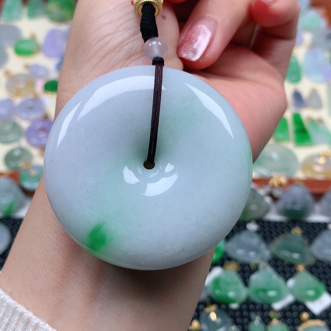 【闪购商品】翡翠吊坠(不含链)未镶嵌