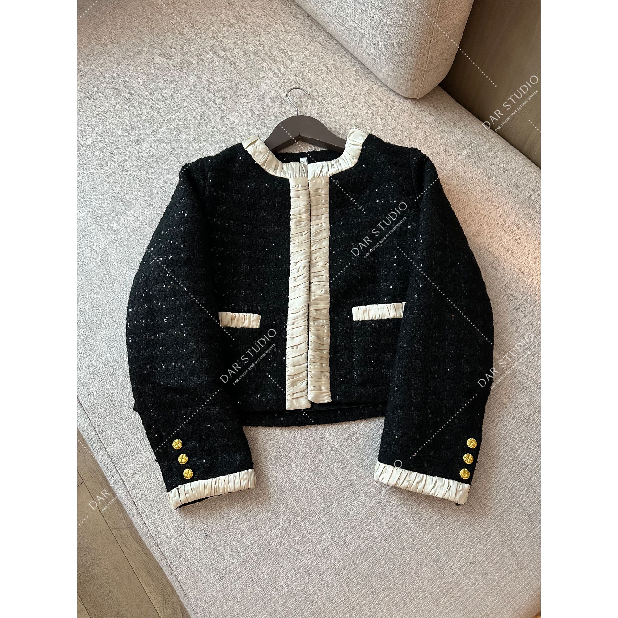 DAR STUDIO 【银河香香】2025早春系列精致撞色气质外套 80748