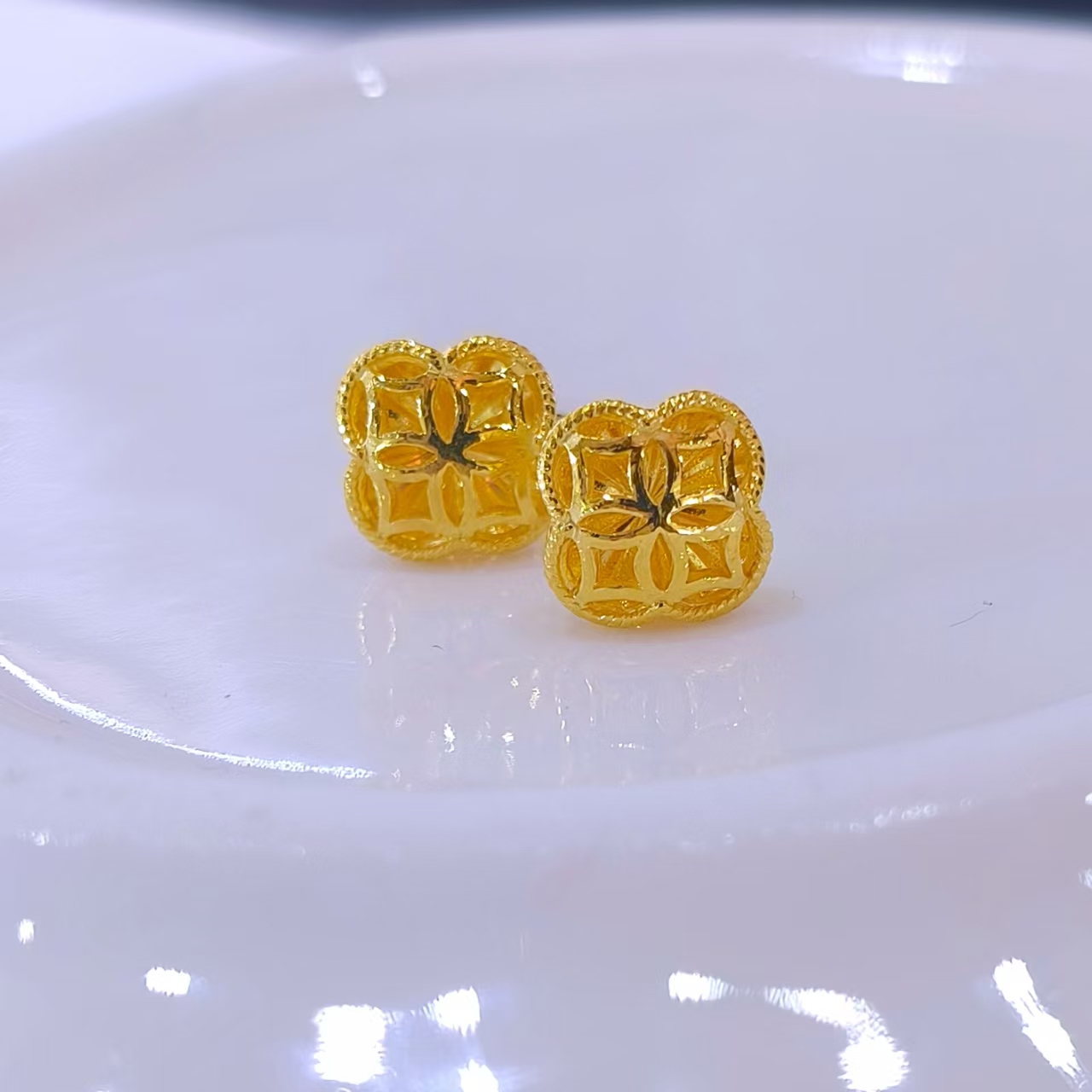 【富远黄金】足金双层铜钱弯针耳钉FYHR01010931