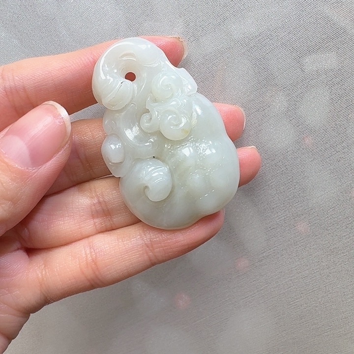 和田玉颈饰未镶嵌米达24.8g