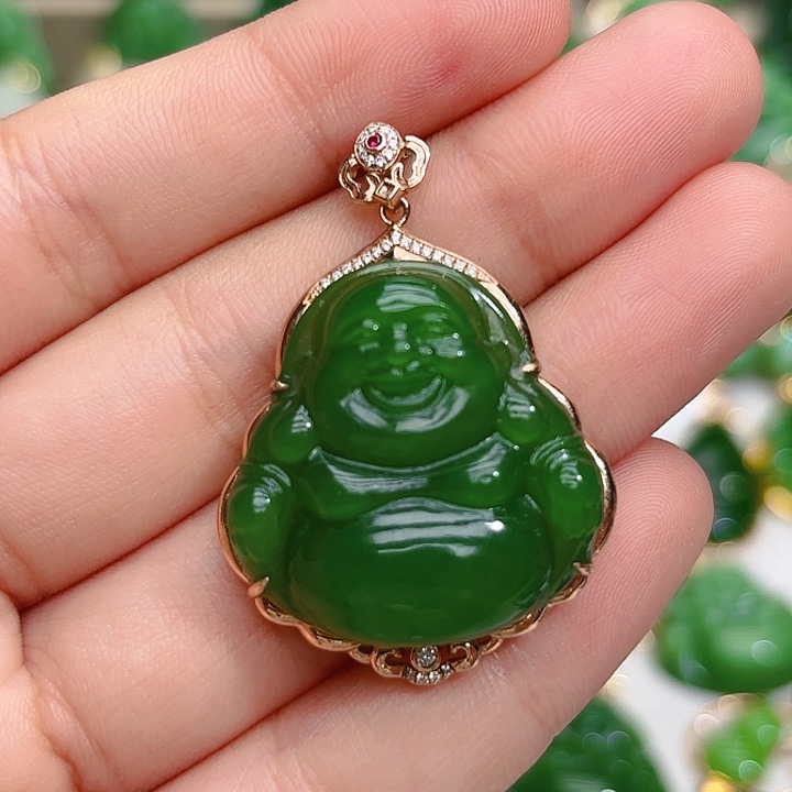 和田玉（碧玉）颈饰18K金镶嵌