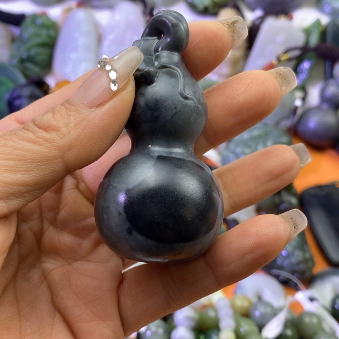 和田玉未镶嵌边角料