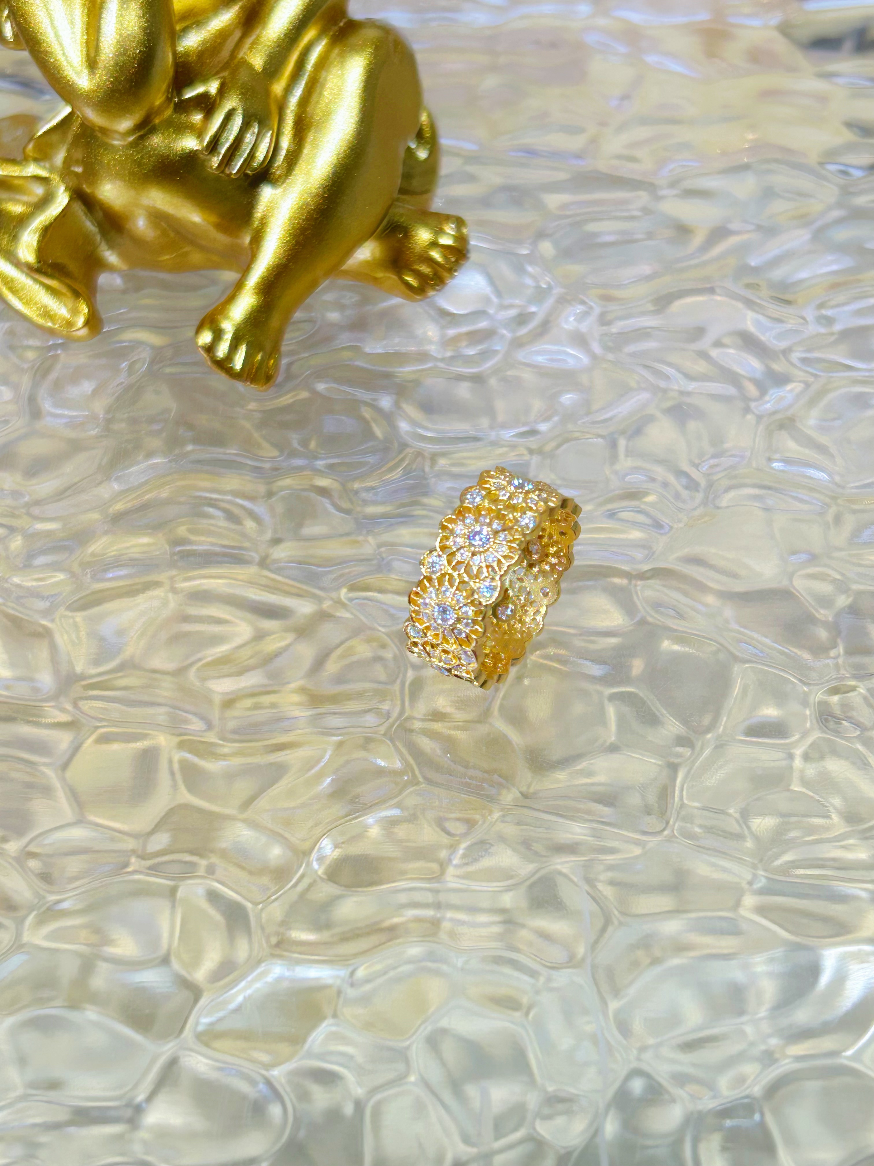 足金999  白色花窗戒指  黄金镶嵌莫桑 5G工艺