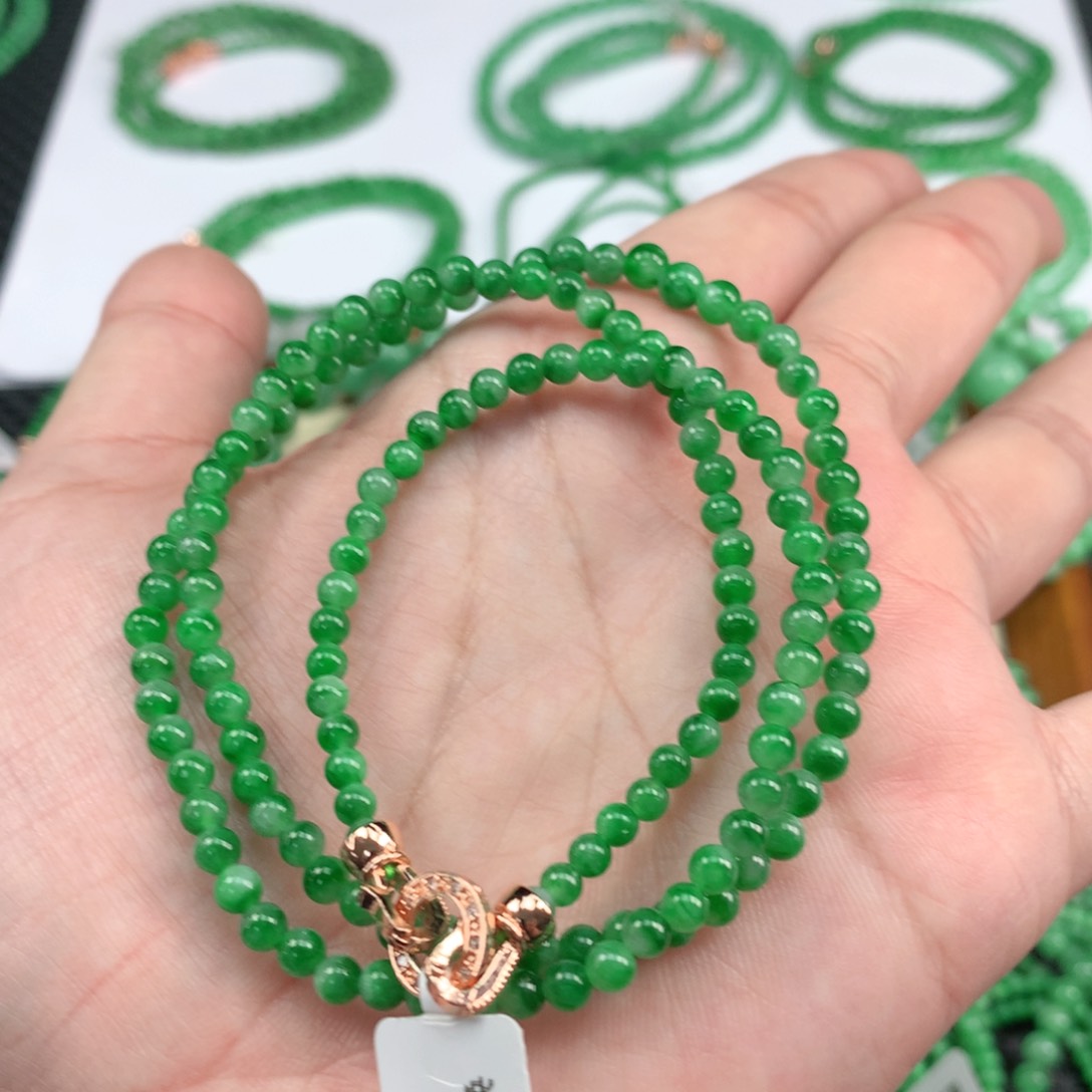 翡翠手链未镶嵌翡翠