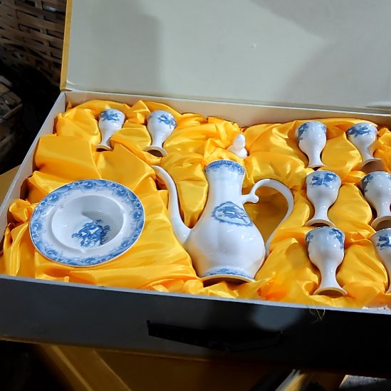 摆件陶瓷盘子碗啥都有