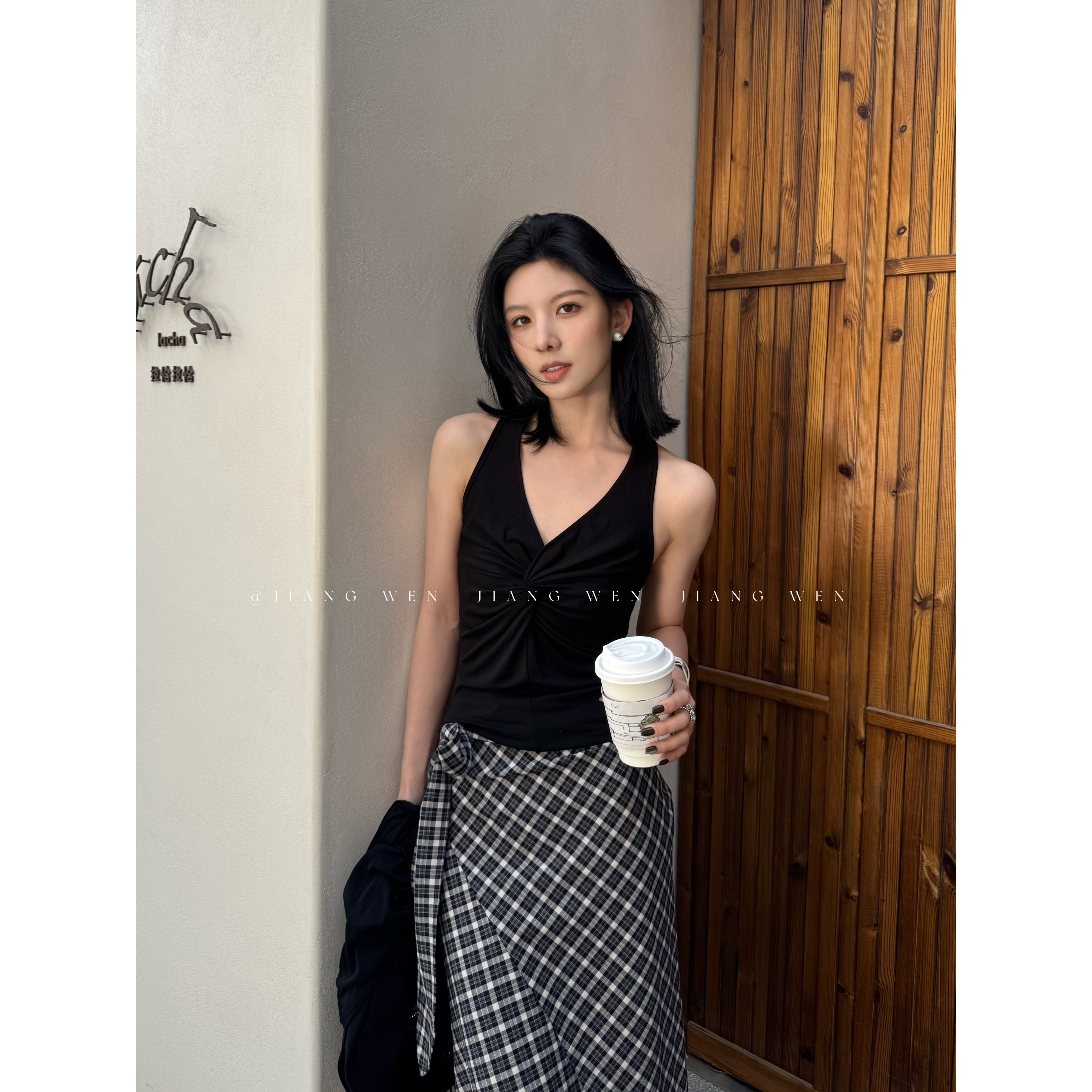 【简漾】莱塞尔v领纽结无袖背心衬衫女夏外穿高级修身显瘦小衫