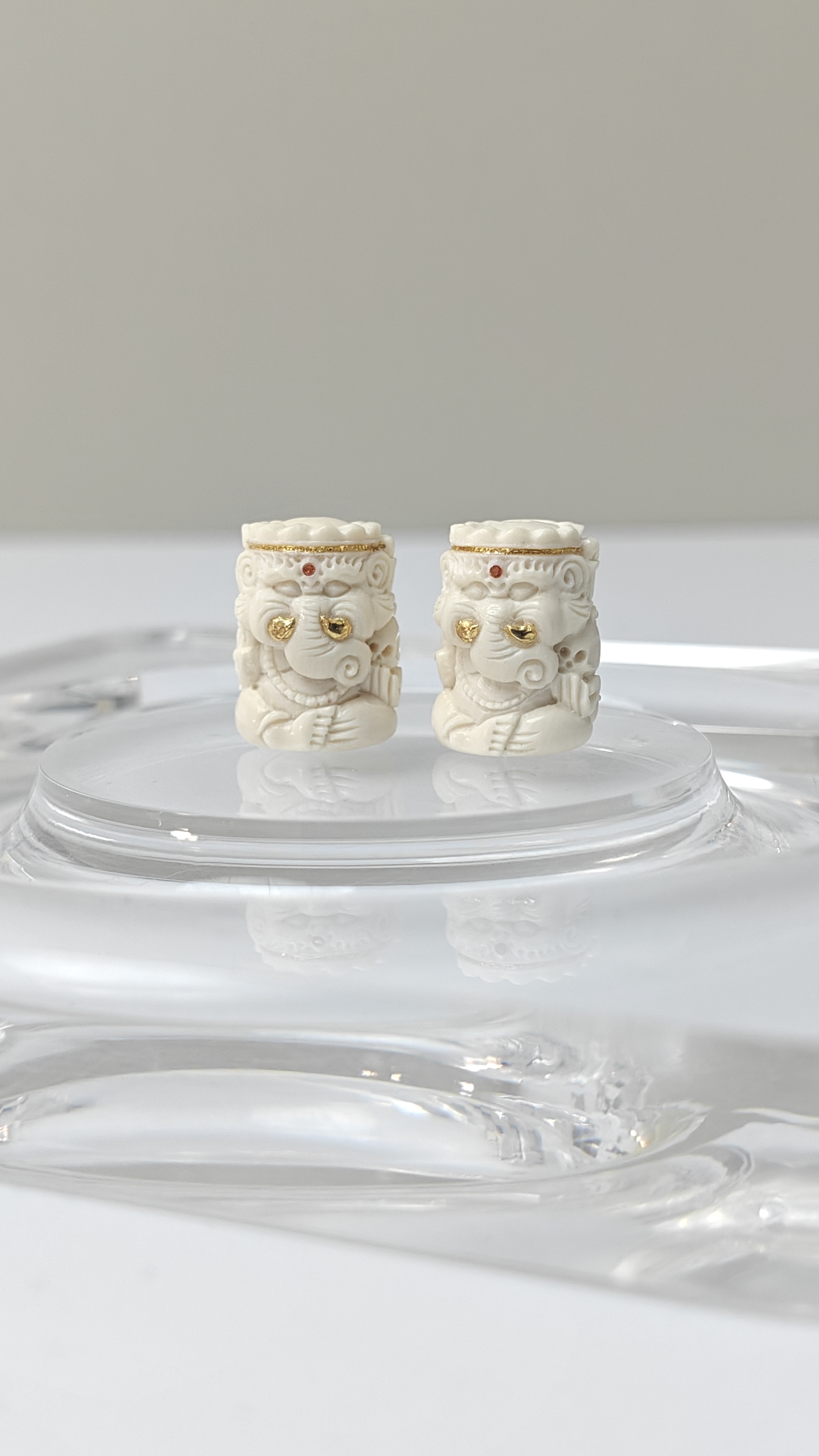 【百亿配饰】天然猛犸牙一等冰芯料 24K镶嵌【小象柱15×11】