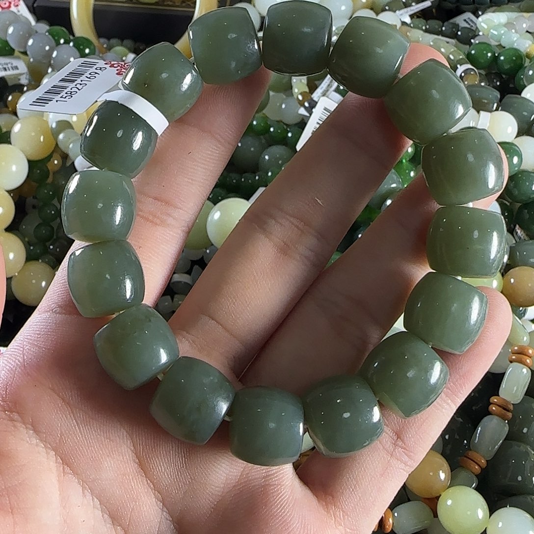 和田玉手链未镶嵌135