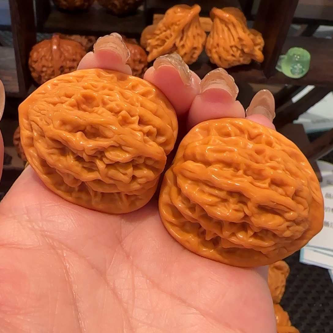 桃核吊坠麦穗虎头35精品933