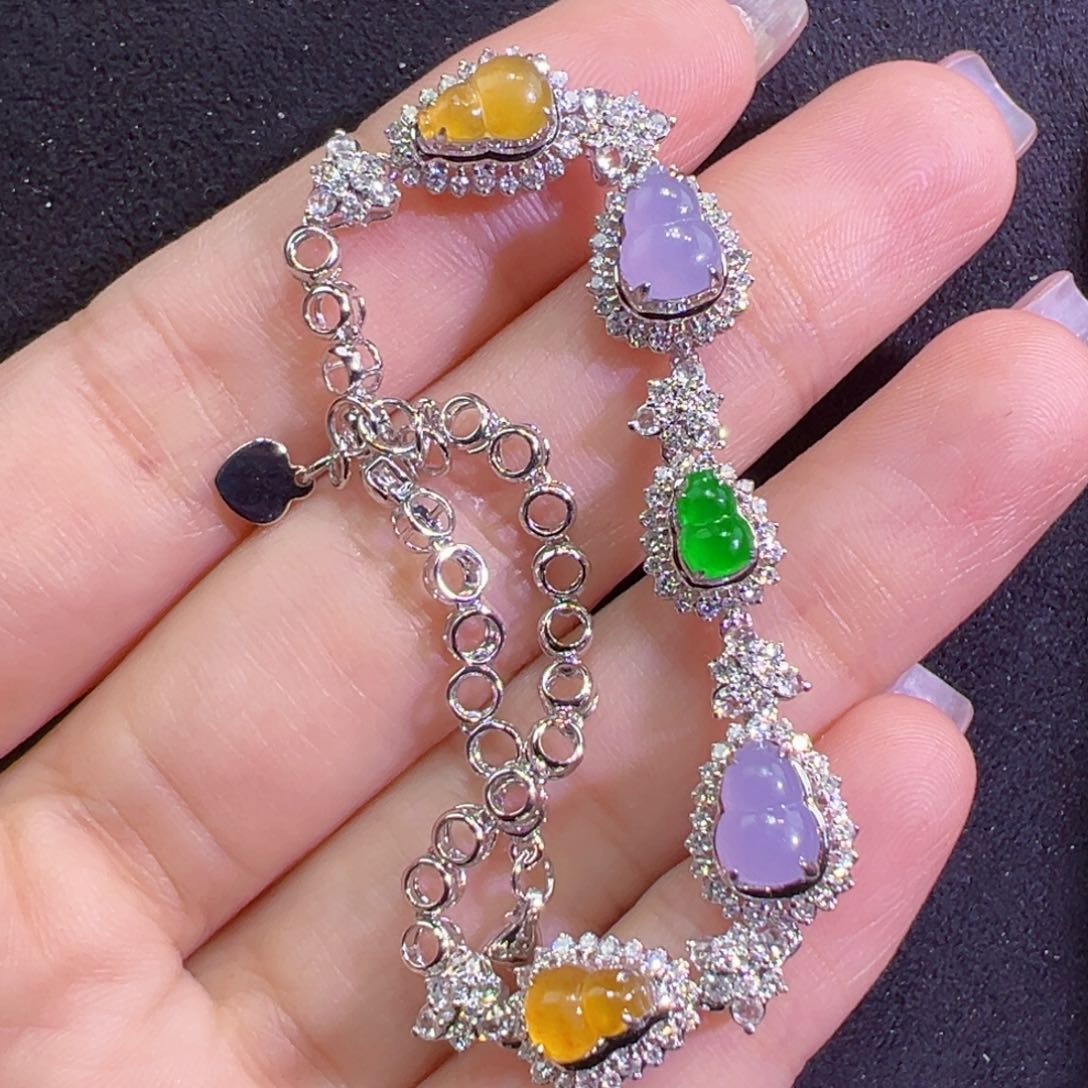 18K金镶嵌手链翡翠手链