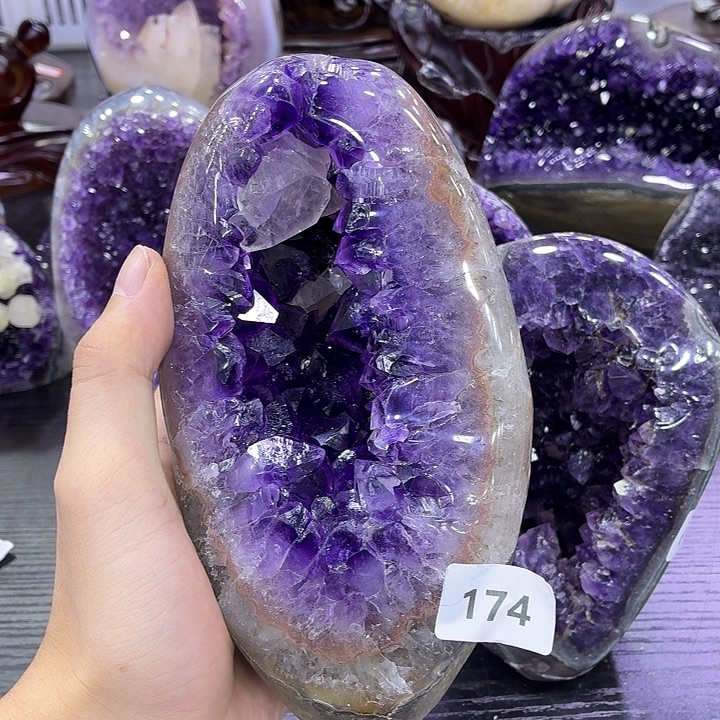 大型摆件（非配饰）未镶嵌水晶