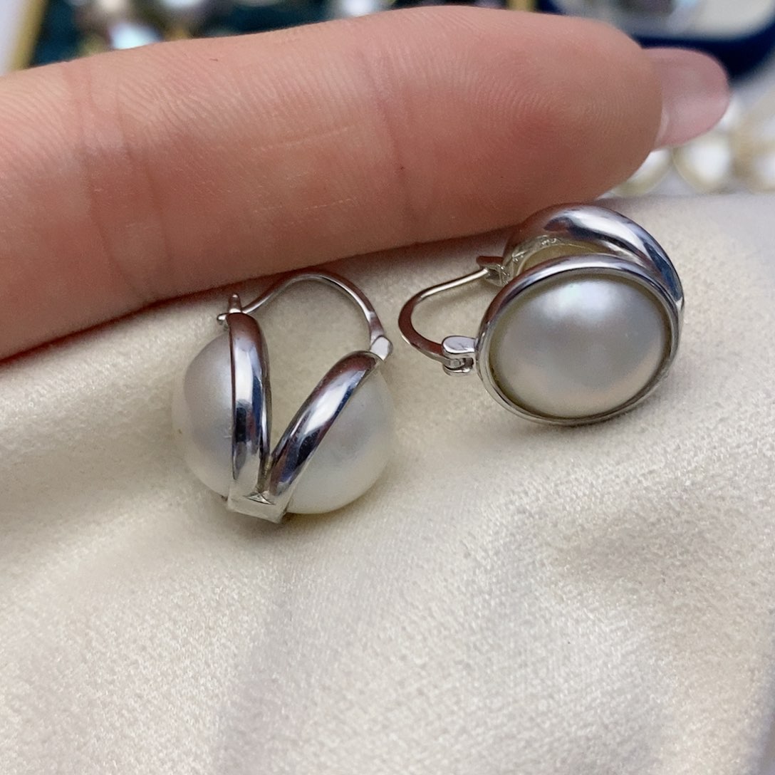 【闪购商品】拼合珍珠（马贝珠）耳饰银S925镶嵌18