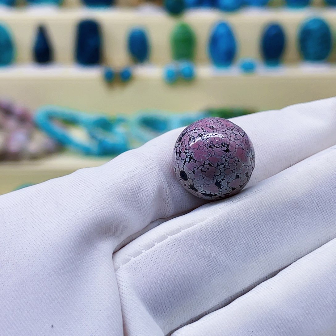 绿松石颈饰未镶嵌