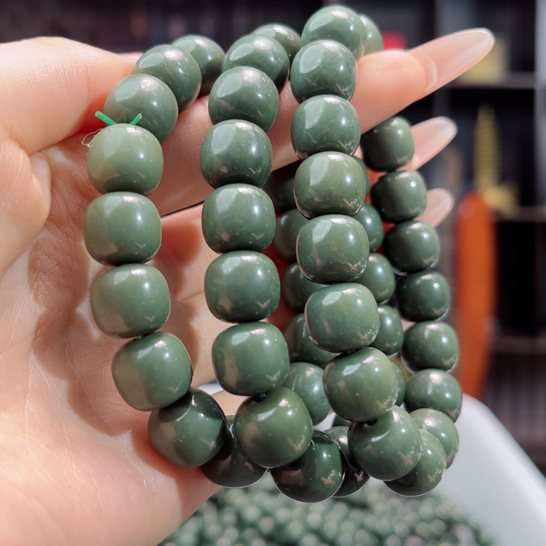 【闪购商品】和田玉手串未镶嵌新疆豆青12 多样性拍一发一