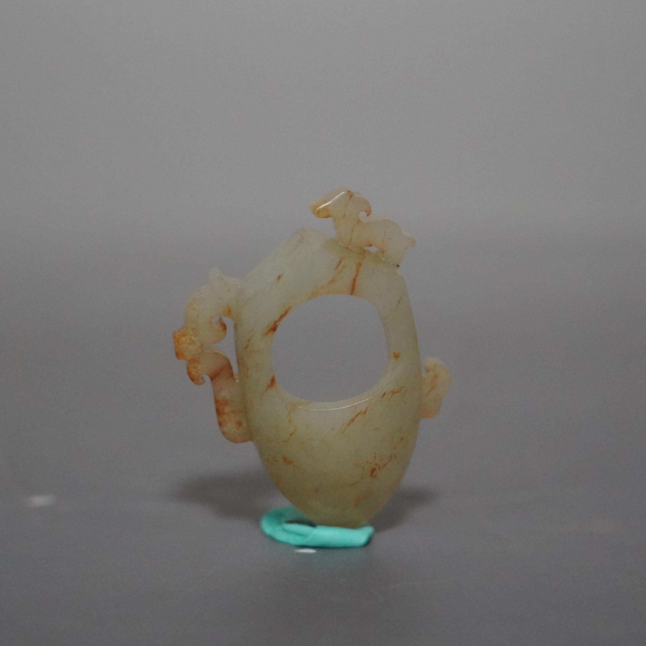 文华开物第18期拍品 7 清 玉韘（扳指的前身）